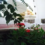 Riviera 3*