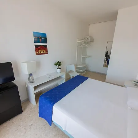 Riviera 3*